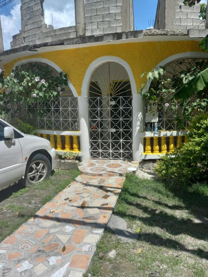 Fay Guest House Negril Exterior photo