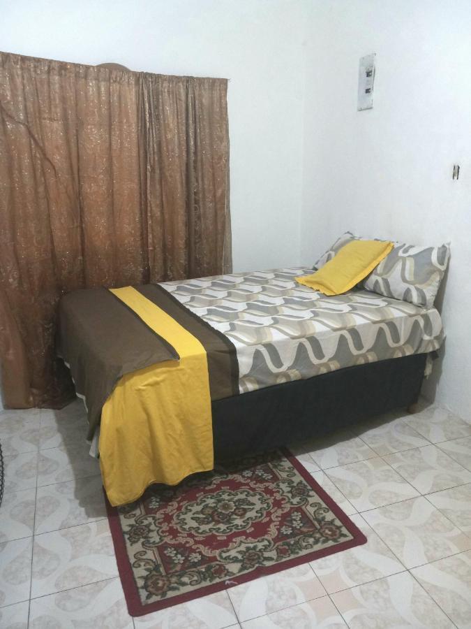 Fay Guest House Negril Exterior photo