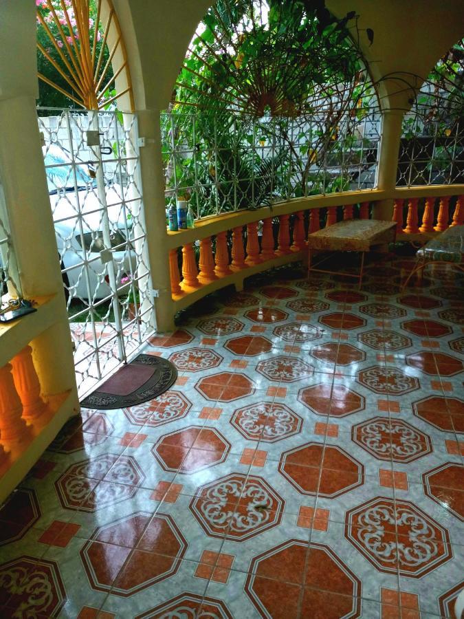 Fay Guest House Negril Exterior photo