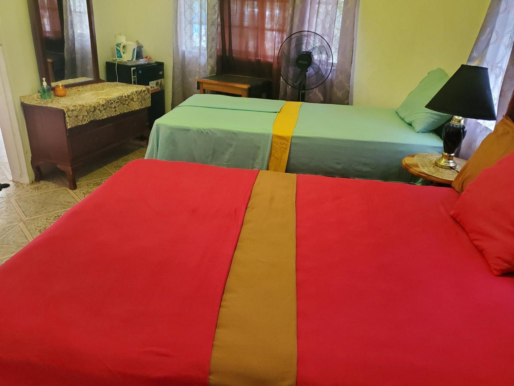 Fay Guest House Negril Exterior photo