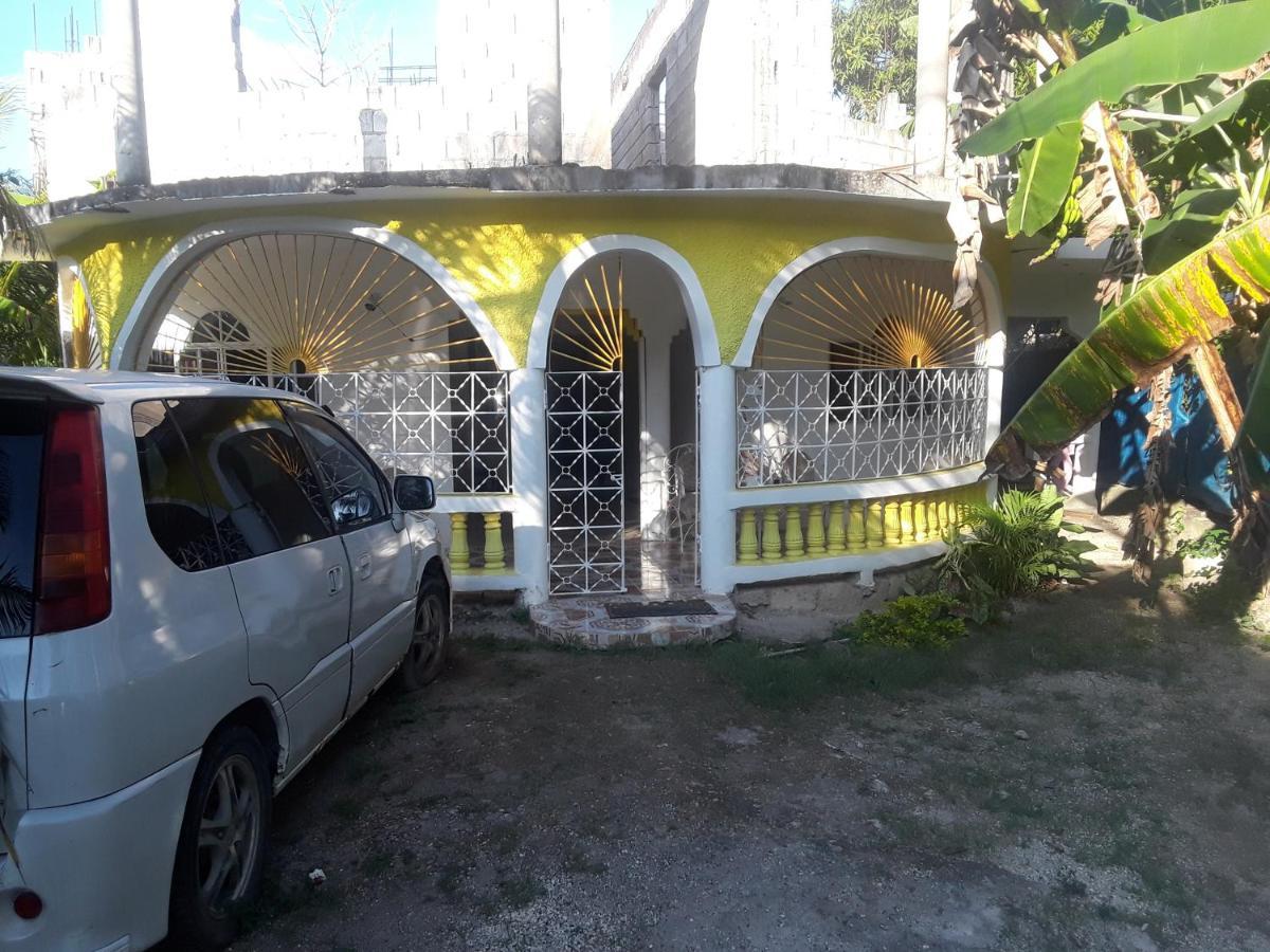 Fay Guest House Negril Exterior photo